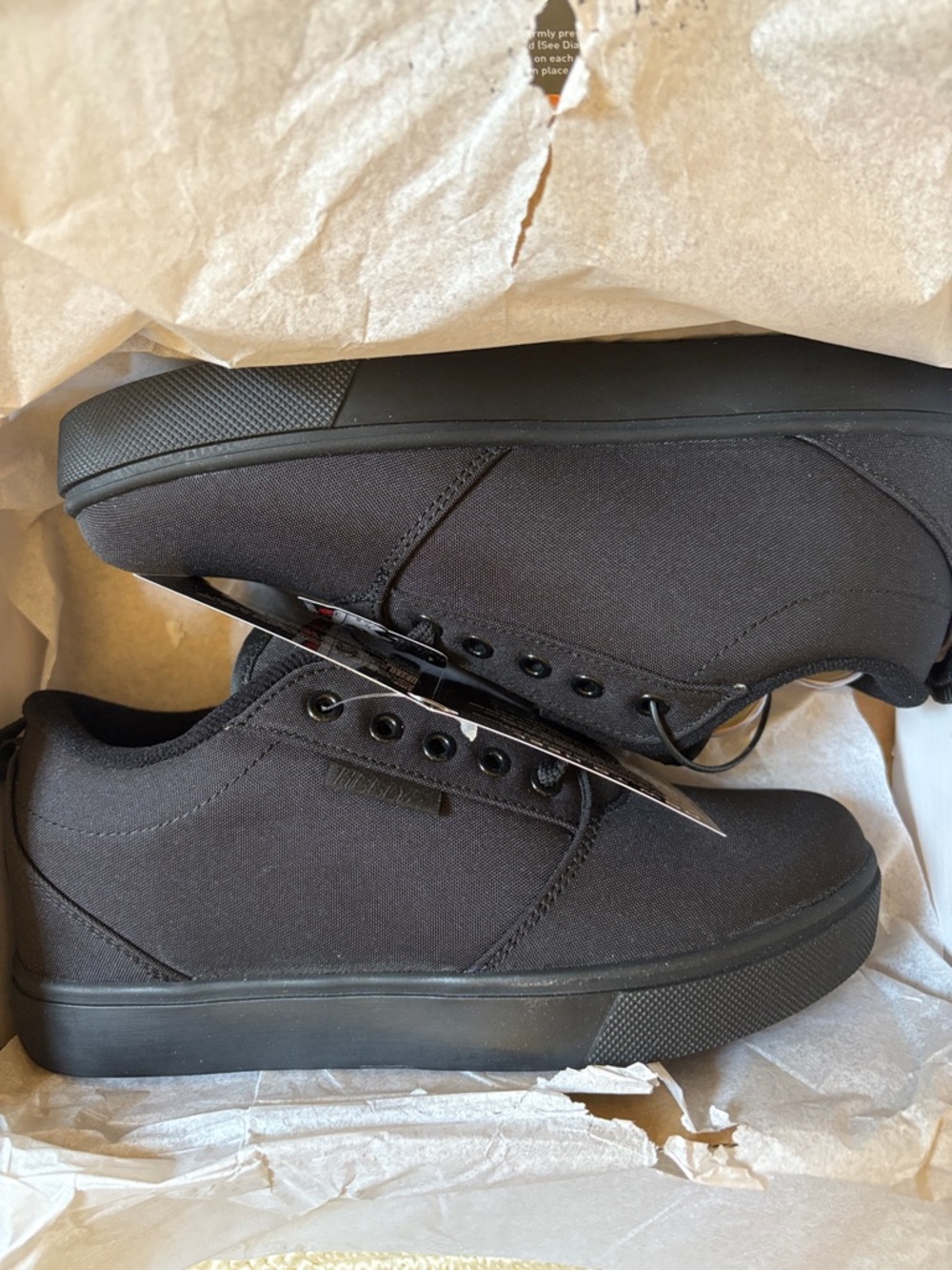 Heelys brand new NWT black Pro 20 skate shoes